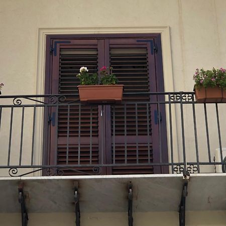 Reginella B&B Palermo Exterior foto